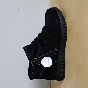 Comfortiva Black Women's Ankle Boots
